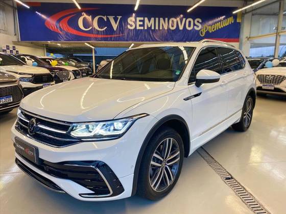 VOLKSWAGEN TIGUAN 2.0 300 TSI GASOLINA ALLSPACE R-LINE AUTOMÁTICO